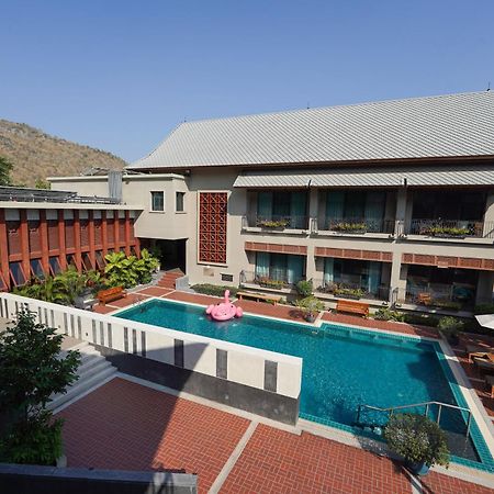 קנצ'נבורי Plakan Resort מראה חיצוני תמונה